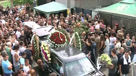Al doilea tânăr mort timpul unei curse ilegale de motociclete a fost înmormântat