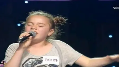 KidSing. Moment EMOŢIONANT cu lacrimi şi îmbrăţişări. Antonia, FERMECATĂ de o fetiţă de 10 ani