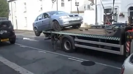 Imagini incredibile surprinse în Marea Britanie: Un tânăr de etnie romă şi-a făcut singur dreptate