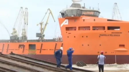 Momente de groază în şantierul naval de la Galaţi. Doi muncitori şi-au văzut moartea cu ochii