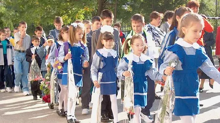 PRIMA ZI DE ŞCOALĂ. Peste 3.000.000 de elevi şi preşcolari au început anul şcolar 2014-2015
