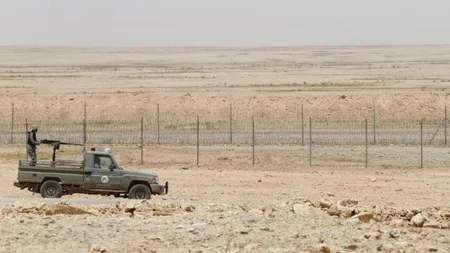 Au tras între ele un gard de SUTE de kilometri: Arabia Saudită s-a delimitat cu un ZID GROS de Irak