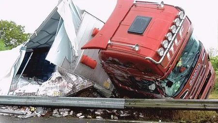 Accident pe Autostrada Soarelui. Traficul rutier, deviat după ce două TIR-uri s-au tamponat