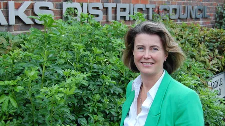 Un politician britanic nu mai vrea CULEGĂTORI de FRUCTE ROMÂNI, ci TALENTE din fostele COLONII