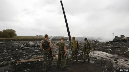 Descoperire ŞOCANTĂ în avionul MH17: Un pasager purta o MASCĂ de OXIGEN pe faţă