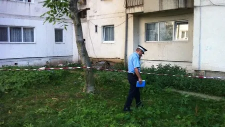 TRAGEDIE în Capitală. O fetiţă de 5 ani a murit după ce a căzut de la etajul 10, chiar sub ochii tatălui ei