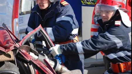 Accident grav în Buzău. O persoană a murit, alte patru au fost rănite VIDEO