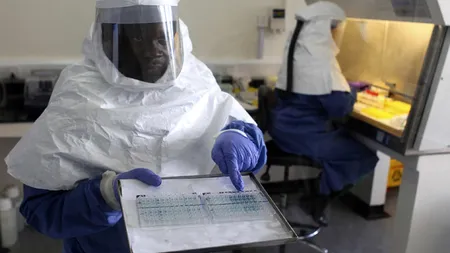 Un al doilea asistent medical din SUA, infectat cu Ebola