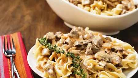 REŢETA ZILEI: Paste fusilli cu sos de ciuperci