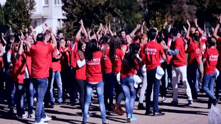 FLASHMOB pentru VICTOR PONTA şi la Târgu Mureş