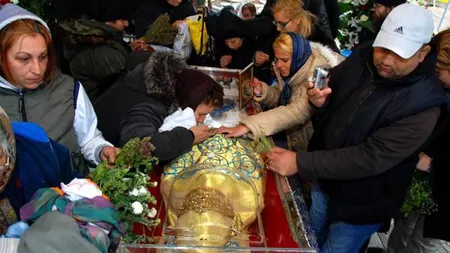 SFANTA PARASCHEVA: Ce NU AI VOIE să faci de SF. CUVIOASA PARASCHEVA