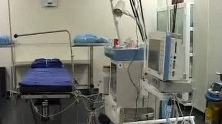 Caz incredibil în Bacău. Mai mulţi pacienţi, prinşi când furau un aparat medical din spital