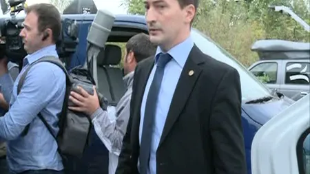 SPP-istul lui Traian Băsescu a devenit garda de corp a Elenei Udrea VIDEO