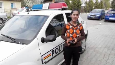 Ţigancă săracă, răsplătită cu o casă pentru că a înapoiat un portofel cu bani