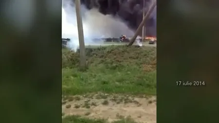 Noi imagini cutremurătoare cu avionul doborât în estul Ucrainei VIDEO