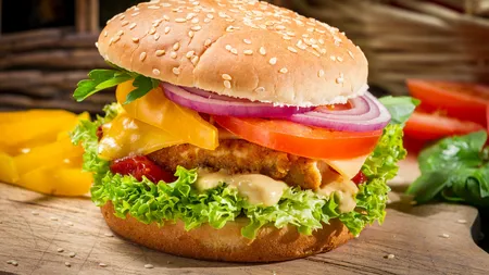 BURGER-ul ANTICANCER de care trebuie să ştii