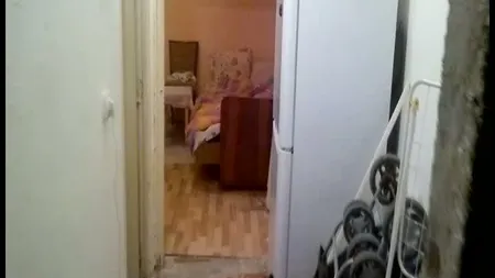 Explozie într-un bloc din Caransebeş. Proprietarul unei garsonierei a suferit arsuri grave