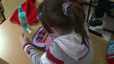 Elevi de clasa a IV-a BĂTUŢI ŞI JIGNIŢI în ultimul hal de învăţătoarea lor. Părinţii au făcut plângere