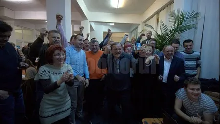 Gheorghe Flutur, în genunchi la aflarea rezultatelor exit-poll FOTO