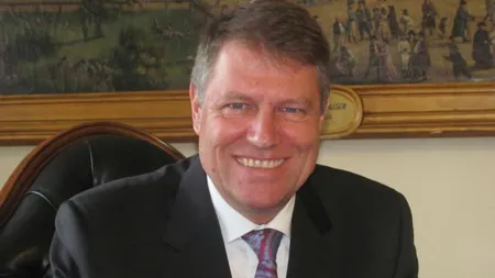 Klaus Iohannis, felicitat de Francois Hollande. Preşedintele ales s-a întâlnit cu ambasadorul Franţei