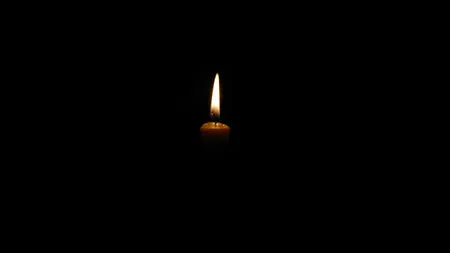 Un FOTOMODEL de renume, găsit MORT în baie. GALERIE FOTO