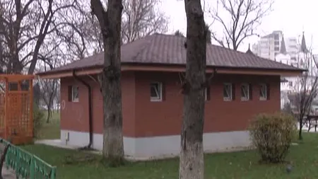 Bătaie de joc: TOALETE de 250.000 DE LEI, cu LACĂTUL pe UŞĂ. Ce planuri murdare are primăria VIDEO