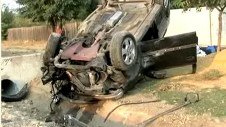Rudele fiului de deputat care a provocat un GRAV ACCIDENT RUTIER au încercat să dea bani victimei