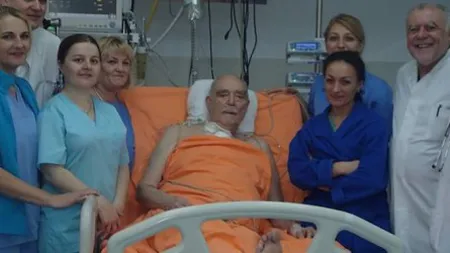 Prima POZĂ cu actorul Mircea Albulescu pe patul de spital. Ce mesaj are pentru fani