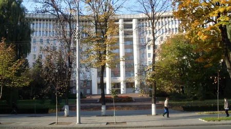 REZULTATE ALEGERI MOLDOVA 2014. CINCI partide au intrat în noul Parlament de la Chişinău