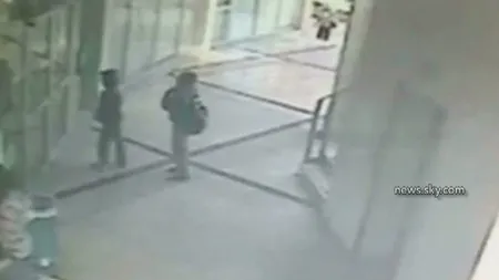 INCREDIBIL: Doi copii ÎNARMAŢI au încercat să jefuiască o bancă