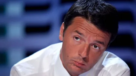 Întâmplare inedită cu premierul italian, Matteo Renzi: Vezi situaţia CARAGHIOASĂ în care a fost pus VIDEO
