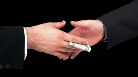 Transparency International: România pe locul 69 în topul corupţiei