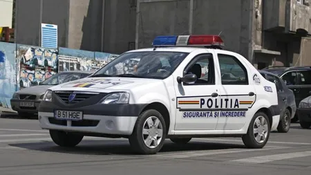Ameninţări, scandal şi bătaie cu poliţia: Un tânăr s-a ales cu mandibula ruptă VIDEO