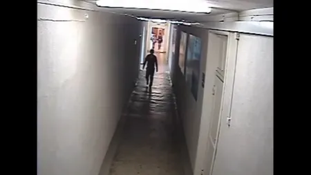 Un profesor se zbate între viaţă şi moarte după ce i-a pus o notă mică unui elev. Ce s-a întâmplat este şocant