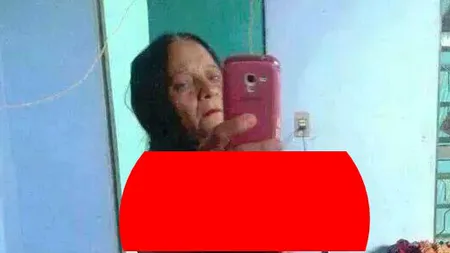 SELFIE-UL a ajuns la ŢARĂ şi repercusiunile sunt TRAGICE. Cum s-a fotografiat o bătrână FOTO