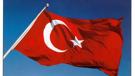 Un soldat turc şi-a împuşcat doi colegi, apoi s-a sinucis