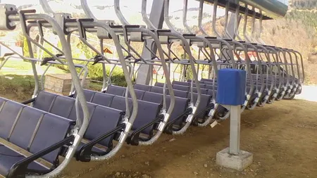 Panică în telescaunul dintre Petroşani şi Parâng. Instalaţia s-a blocat