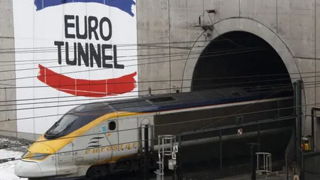 Trafic oprit în Tunelul de sub Canalul Mânecii după ce a fost detectat fum