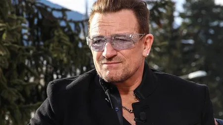 Fanii trupei U2 sunt devastaţi. Bono a anunţat că nu mai poate cânta la chitară