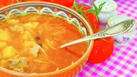 REŢETA ZILEI: Ciorbă de porc cu zeamă de varză