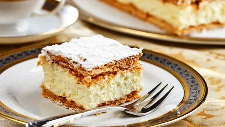 REŢETA ZILEI: Cremşnit de casă