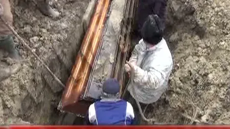 Doi dintre pacienţii pe care s-au făcut experimente medicale la Iaşi au fost deshumaţi VIDEO