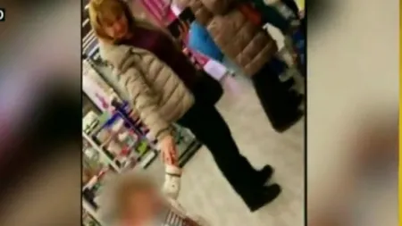 Maria Băsescu şi-a scos nepoata la mall VIDEO