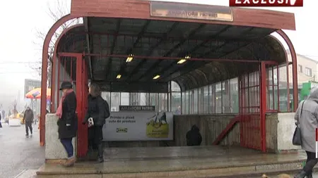 Caz ULUITOR într-un sector din Capitală. Samsarii, proprietari peste o gură de metrou VIDEO