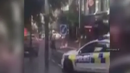 Cursă incredibilă: O maşină de poliţie a fugărit, zadarnic, un bărbat pe un cărucior de cumpărături VIDEO