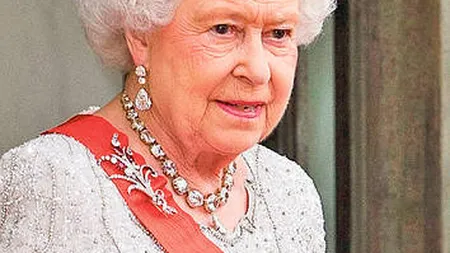 Regina Marii Britanii nu are cui lăsa coaroana. 