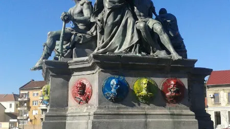 Statuia Libertăţii din Parcul Reconcilierii din Arad a fost vandalizată