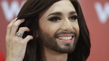 CONCHITA WURST i-a cucerit pe italieni cu un NOU LOOK. Cum arată acum FEMEIA CU BARBĂ VIDEO