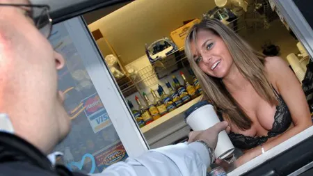 Lucruri pe care nu le ştiai despre SÂNI: Consumul de CAFEA îi face mai MICI