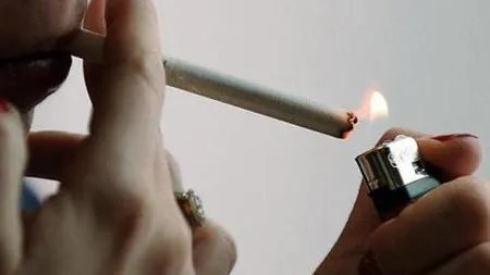 DISPUTĂ în Parlament pe proiectul de lege care interzice fumatul în locurile publice
